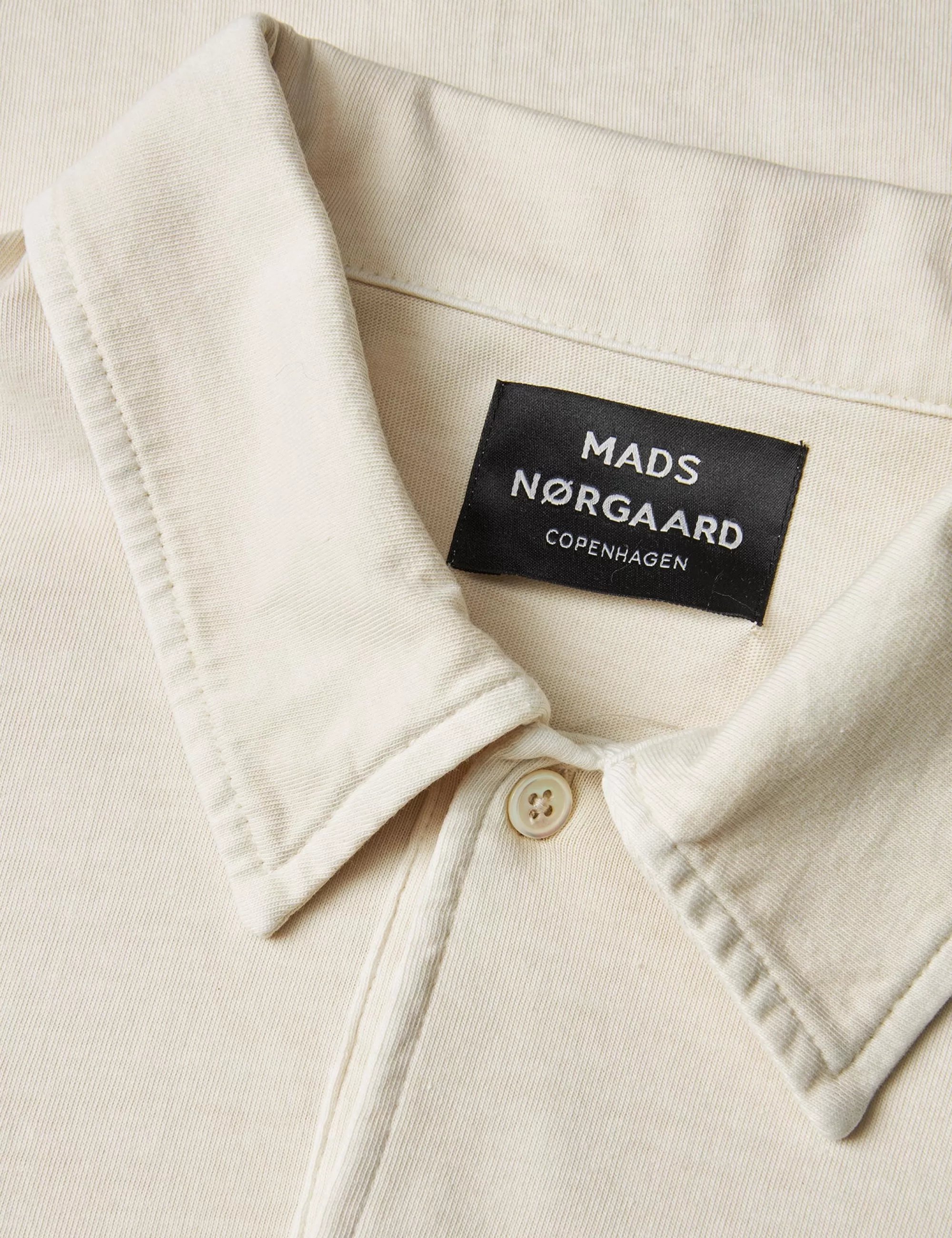 MADS NØRGAARD Cotton Jersey Pigment Dye Polo Tee LS Vanilla Ice Best