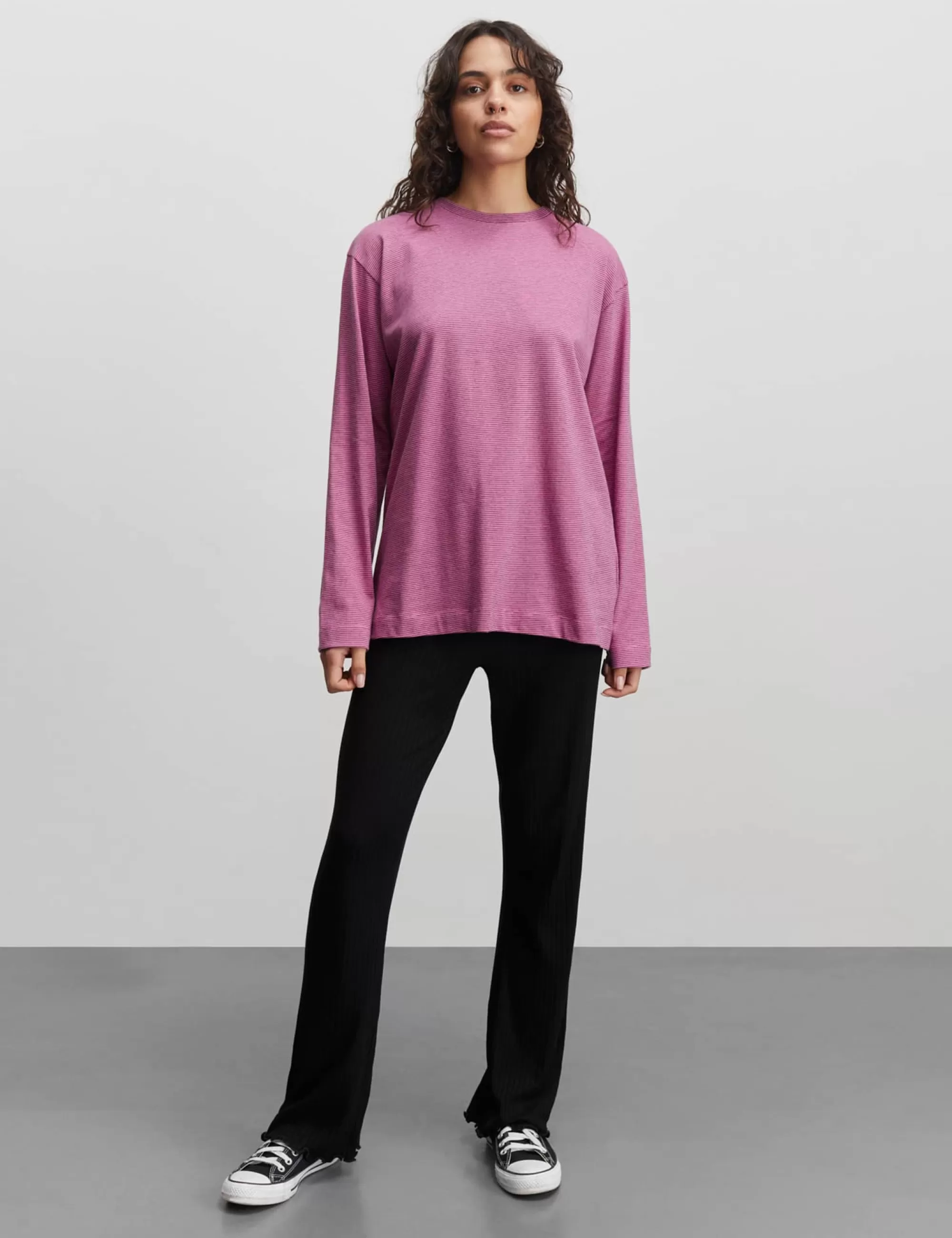 MADS NØRGAARD Crisp Jersey Jerry Tee LS Carmine Rose/Black Flash Sale