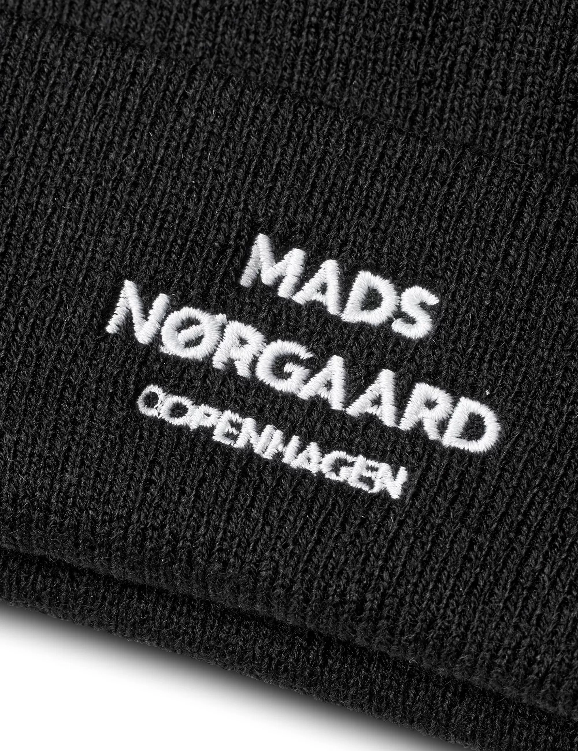 MADS NØRGAARD Isak Logo Ambas Beanie Black Outlet